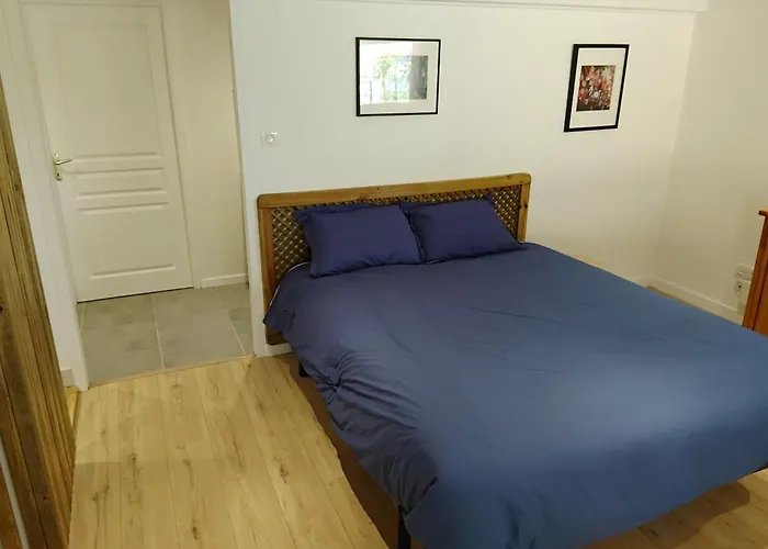 Апартаменты Annexe Du 18 Les Landes-Genusson